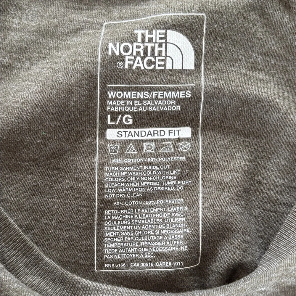 The North Face tee - Picture 4 of 10
